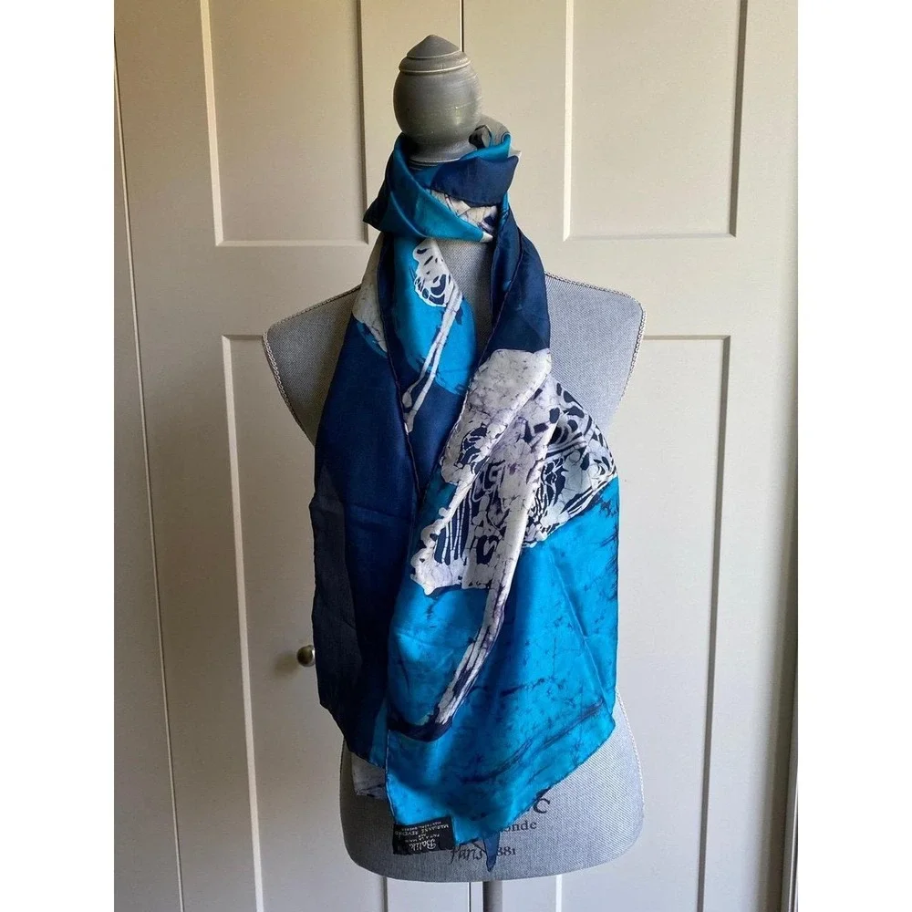 Batik Montreal Quebec Silky Scarf Hair Neck Tie Purse Accessory